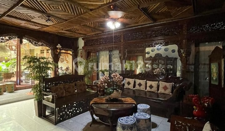 For Sale Serene House in Menteng Area 670M² Freehold Title Prestigious Area