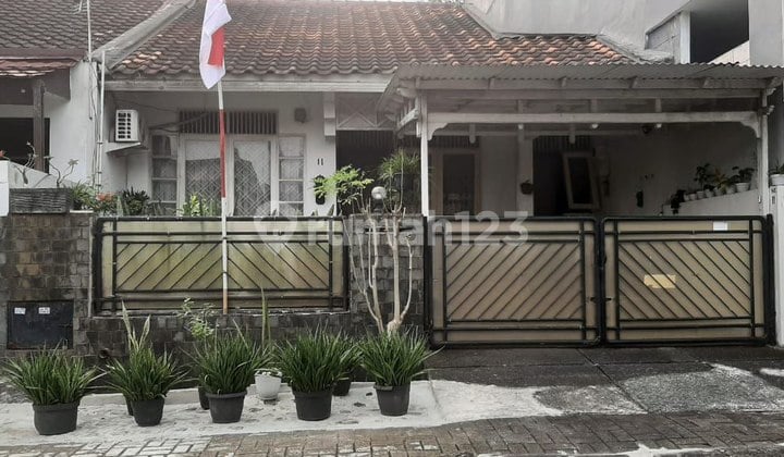 Rumah Strategis 1 Lantai di Puri Cinere Depok, SHM