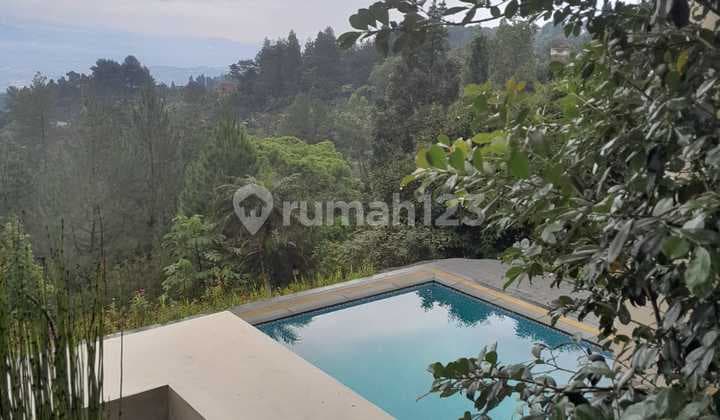 Quick Sale Well-Maintained Luxury Villa with Direct Mountain View, Puncak Bogor