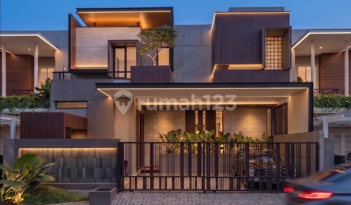 Rumah Mewah 2 Lantai Pakuwon City, Surabaya Timur. Design Premium dengan Kolam Renang. Full Marmer. Dekat San Diego - Palm Beach - Grand Island - Pakuwon City Mall - Shanghain Park - Araya 1 / Araya I, Kertajaya Indah, Dharmahusada Indah, Grand Kenjeran,
