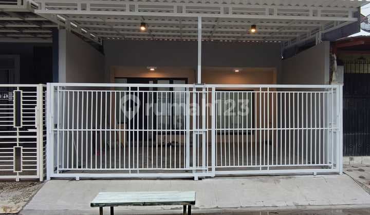 Rumah Siap Huni Babatan Pantai, Surabaya Timur. Sudah Renovasi. Dekat Kampus Its - Widya Kartika, Raya Mulyosari, Sutorejo, Pakuwon City, Perumahan The Grand Kenjeran, Raya Kenjeran, Dll.