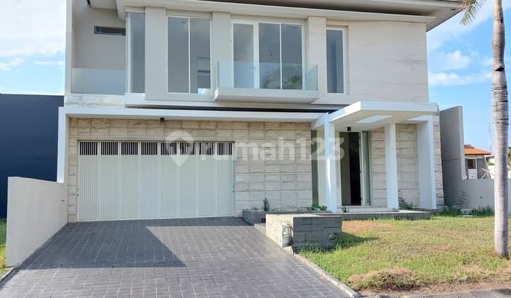 Rumah Mewah 2 Lantai Citraland Raffles Garden, Surabaya Barat. Dekat Pakuwon Indah - Graha Famili - Wisata Bukit Mas, Super Indo Supermarket, G Walk Street, Ciputra School, Dll.
