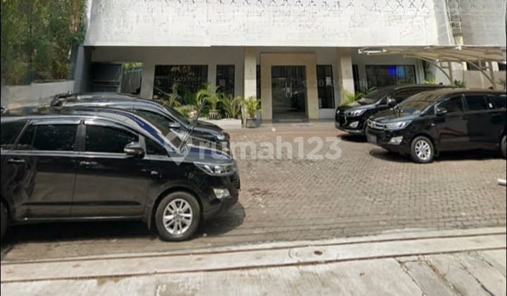 Single-Story Commercial Building Former Office at Zero Diponegoro Main Road, Central Surabaya. Central Surabaya Commercial Area Suitable for Various Types of Businesses; Office - Bank - Clinic - Retail - Showroom - Cafe - Restaurant, etc.