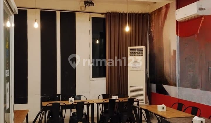 Ruko 2 Lantai Bizhome Park - Pakuwon City, Surabaya Timur. Dekat Hokky Supermarket, Komplek Ruko Beverly, Eastcoast Residence Apartment, Cluster Long Beach, Kampus Widya Mandala, Ruko San Antonio - San Diego, Dll.