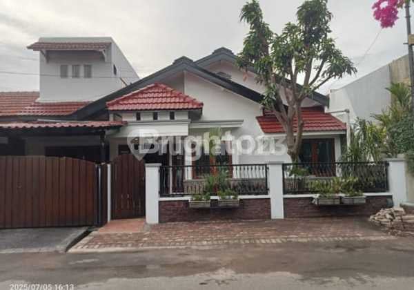 1.5-Story House Ready to Occupy Pondok Nirwana - Baruk Utara, Merr Rungkut, East Surabaya. Access via Merr Main Road opposite Super Indo Supermarket, near Commercial Area (Cafe Excelso Merr, Banks, Restaurants, etc.), near Ubaya Campus - Raya Panjang Jiwo - Kalirungkut - T.