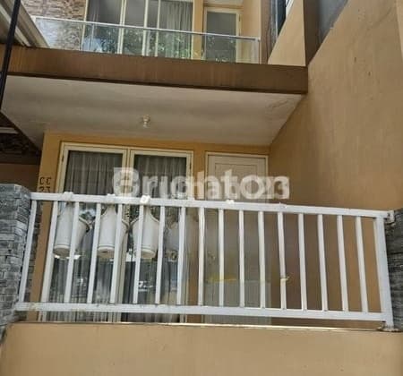 Mentari Beach 2-Story House, Kenjeran, Surabaya. Close to Kenjeran Raya - Babatan Beach - Pakuwon City - Mulyosari - Sutorejo - Merr, etc.