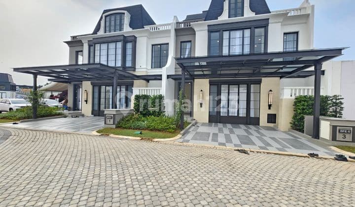 Dijual Rumah Attic tipe 10x16 Cluster Bellefont summarecon serpong tipe Attic 3 lantai ada lift