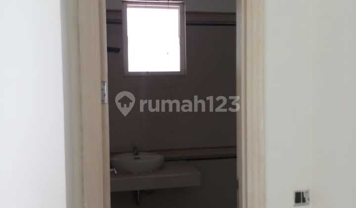 Disewakan cepat rumah 2 lantai pondok hijau golf gading serpong lebar 13,5 siap huni rapi terawat