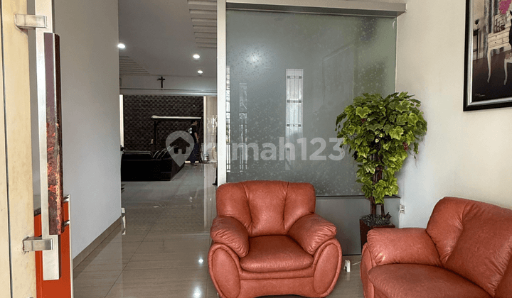 Nice House with Certificate near International School Puri Media