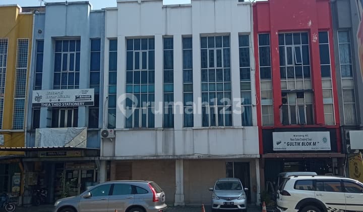 Ruko siap pakai di modernland Tangerang