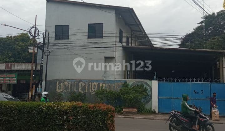 Gudang di Jalan Cipondoh Raya Tangerang