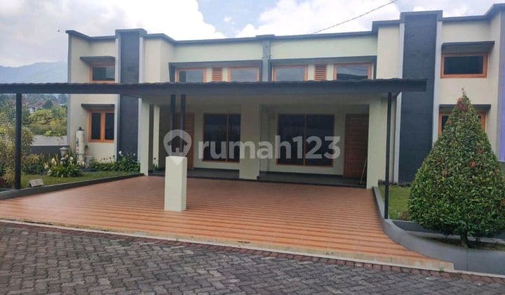 Rumah Di Perum.bukit Dolar Cipanas