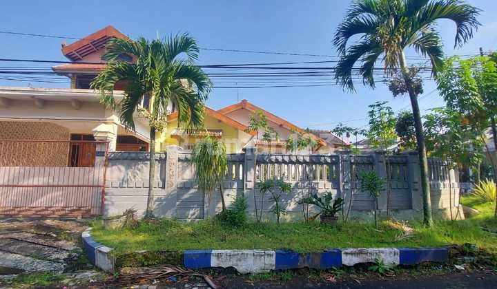 Rumah Murah Posisi Hooq Luas 286 M2 Kawasan Elite Perumahan Araya