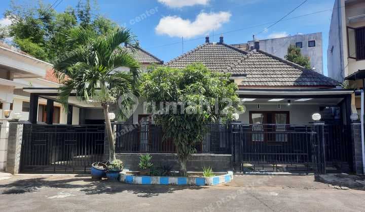 Rumah Kos Murah Luas 374 m2 Area Perumahan Jaksa Agung Suprapto