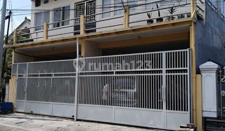 Affordable Active Boarding House with 18 Rooms in Bunga Cengkeh Area, A Step Away to Suhat.