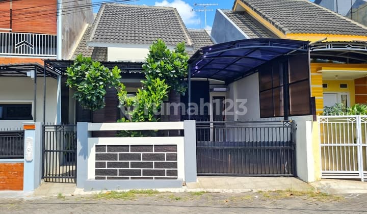 Rumah Minimalis 3 Kamr di Area Perumahan Bantaran Cengger Ayam Suhat