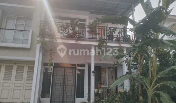 NICE HOUSE IN GADING SERPONG, 2 FLOORS, READY TO OCCUPY, STRATEGIC LOCATION