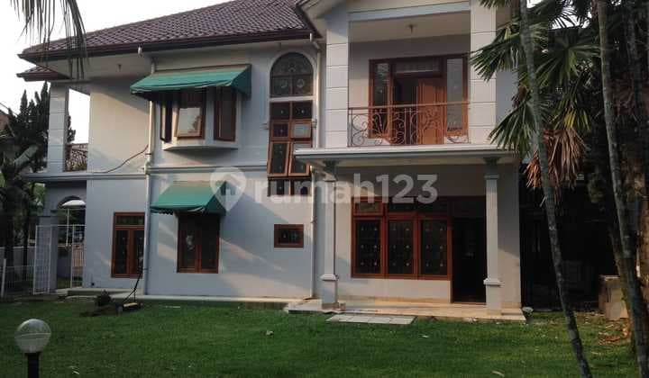 Dijual rumah di Anggrek Loka BSD