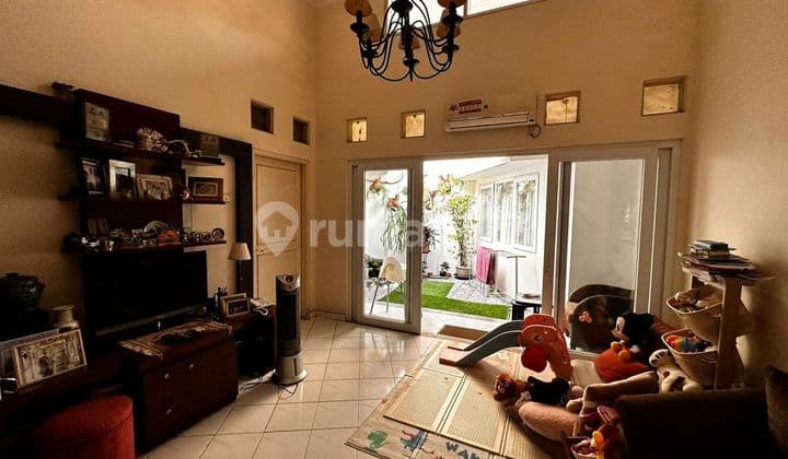 Jual murah rumah siap huni di Anggrek Loka 1.2 BSD