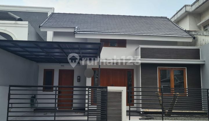 Rumah rapi siap huni Kencana Loka BSD - dekat tol KRL sekolah terbaik