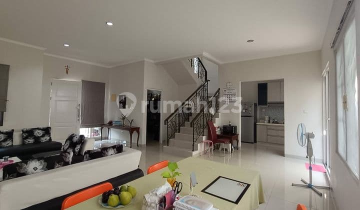 Jual rumah rapi siap huni di cluster Trimezia Gading Serpong