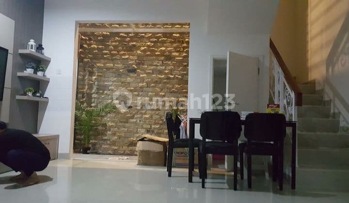 Rumah furnish siap huni di Karelia Village Paramount Gading Serpong