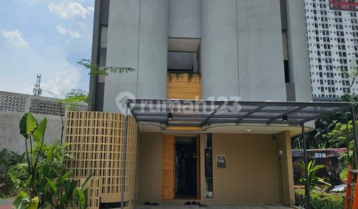 Rumah 2.5 lantai di BSD - subsidi PPN 50% untuk rumah ready di Des 24
