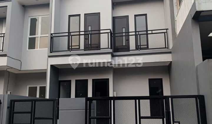 Jual Rumah di BSD Kencana Loka Design Mandiri Dekat Tol Stasiun KRL