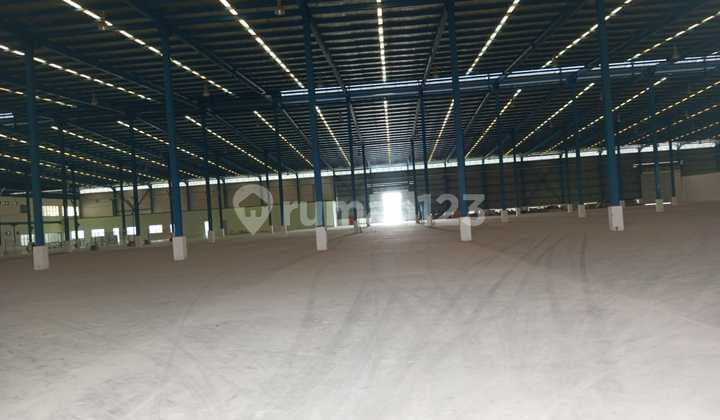 Jual Pabrik di Cikarang, Kawasan Delta Silikon 3 Industrial Park, Rapi Siap Pakai