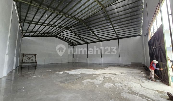 Gudang Di Cipondoh 950.0 M² Hgb Baru Siap Pakai