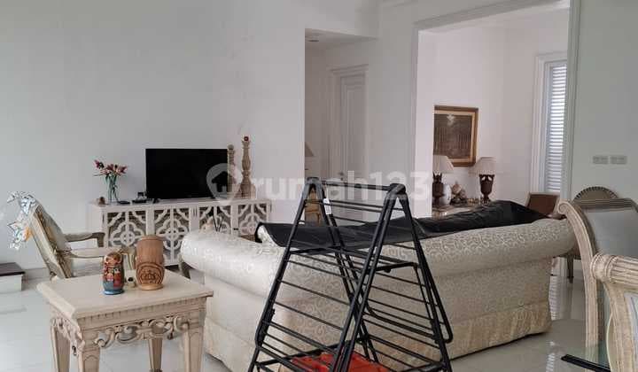 Disewakan Rumah Bagus Area Menteng Jakarta Pusat