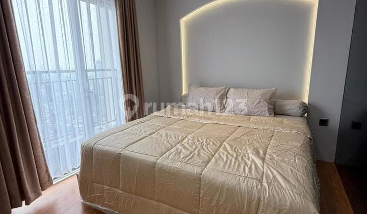 Apartemen Cosmo Teracce 3 Bed Furnish Bagus