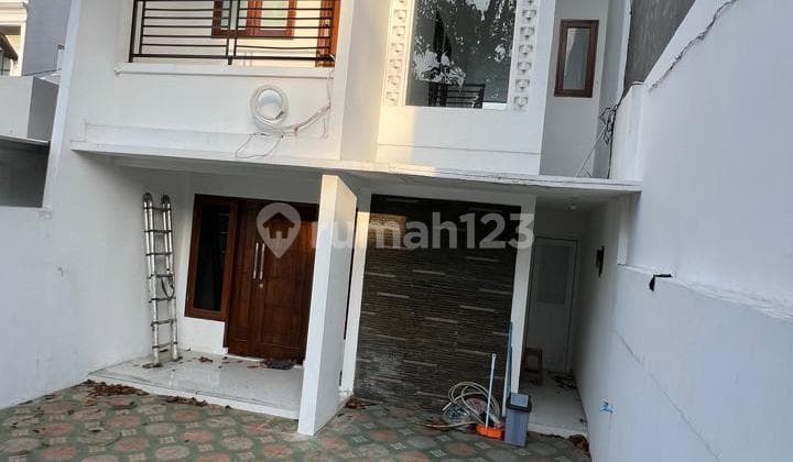 Dijual Rumah Baru Bagus Akses 2 Mobil Pinggir Jalan, Condet Jakarta Timur