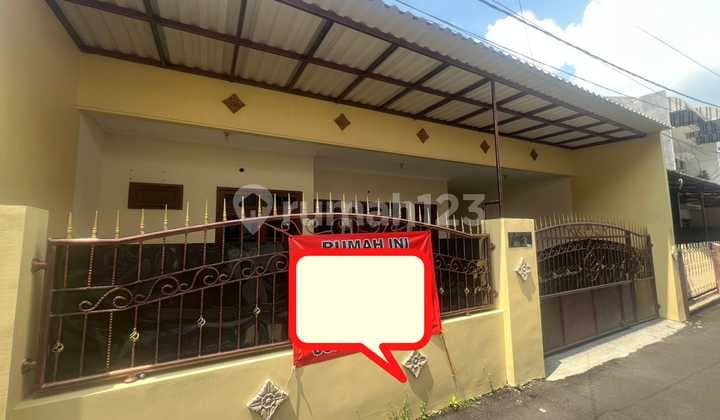 Disewakan Rumah Bagus Akses 1 Jalan Mobil Tebet Barat Jakarta Selatan