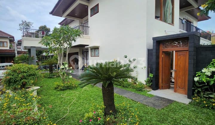 Rumah baru dalam komplek lokasi strategis Ampera kemang