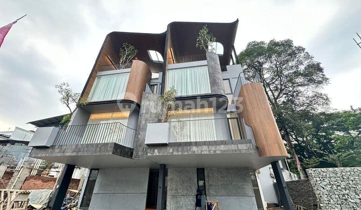 Rumah baru Townhouse lokasi bagus Kemang Utara