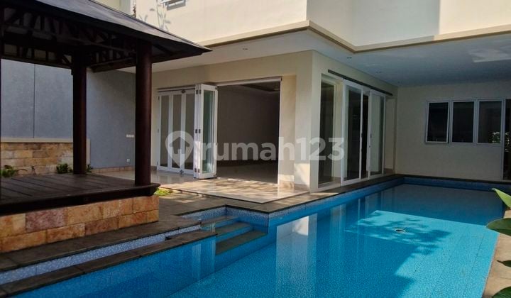 Rumah mewah dalam Townhouse lokasi bagus kemang Timur area