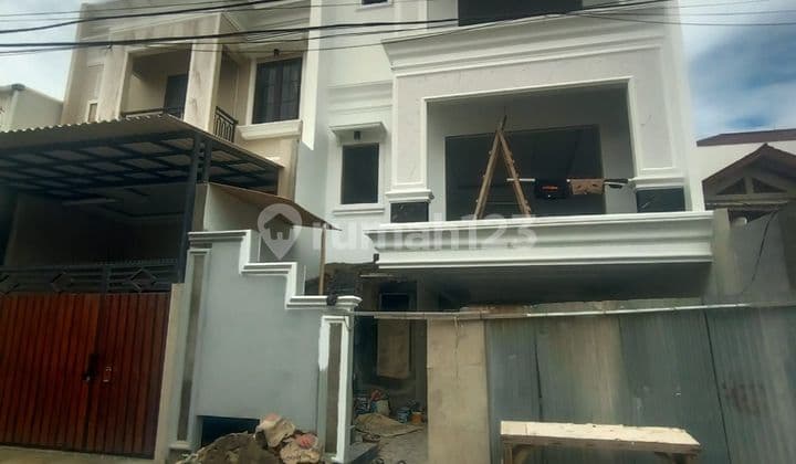 Rumah baru single House jl poltangen pasar minggu