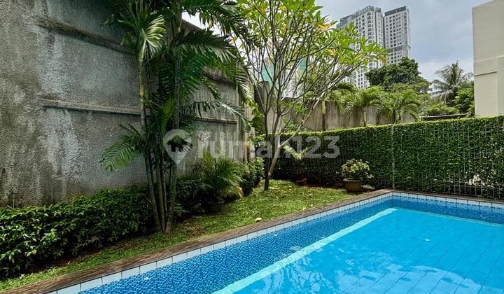 Rumah Dalam Komplek Pejaten Dekat ke Kemang