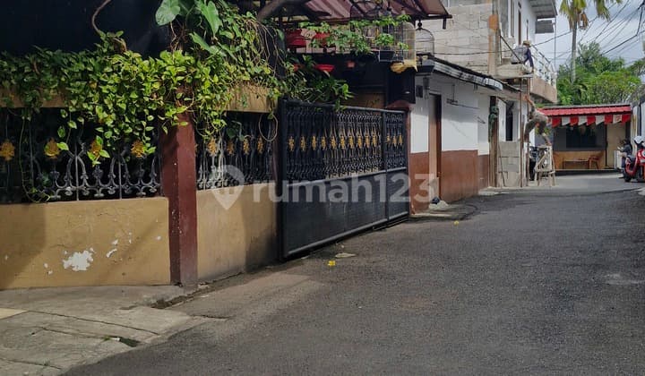 Old House Land Only Calculation Comfortable Location North Kemang