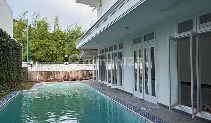 Rumah Dalam Komplek Kemang Jaya Siap Huni
