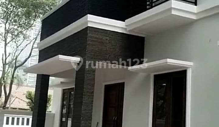 Rumah Mewah Komplek Taman Patra Kuningan Lokasi No Wahid