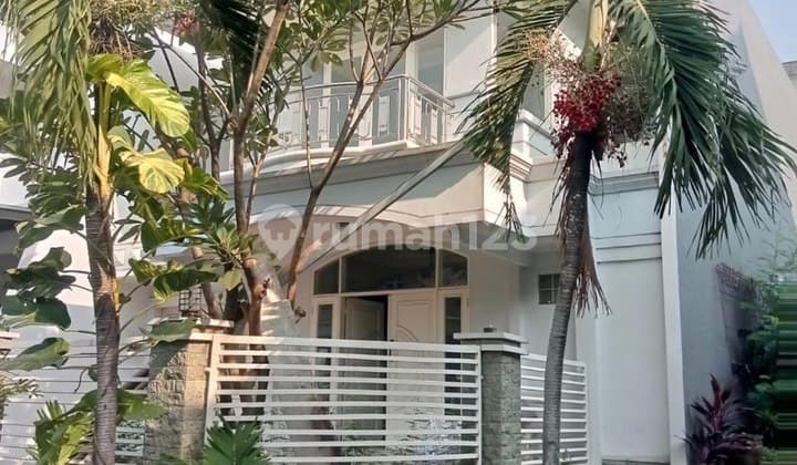 2 Lantai,Copylas,Mega Kebon Jeruk