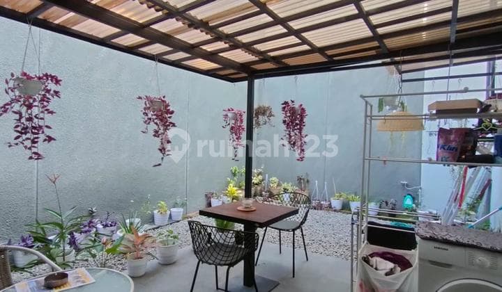 Rumah Full Furnished 2 Lantai di Kota Baru Parahyangan (Kbp)