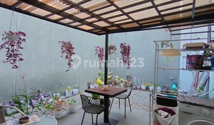 Rumah Full Furnished 2 Lantai di Kota Baru Parahyangan (Kbp)