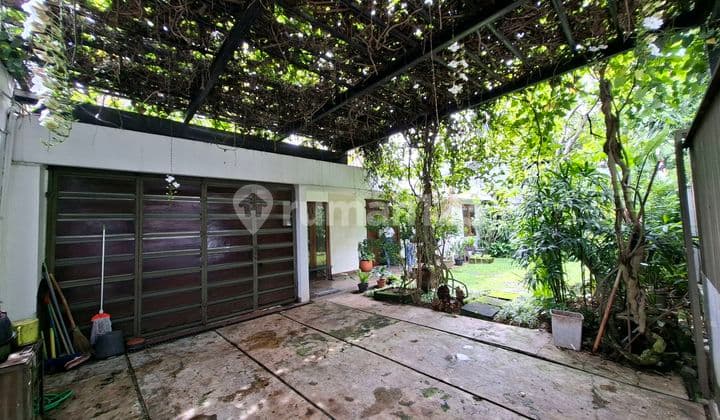 Rumah Furnished Senopati untuk Tempat Tinggal Ada Garden