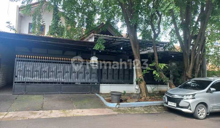 Rental house for a quiet office in Senopati, South Jakarta