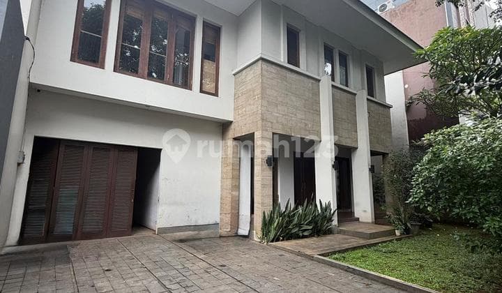 Rumah Modern Terawat Siap Huni Dlm Komp Jl Lebar Dikebayoran Baru