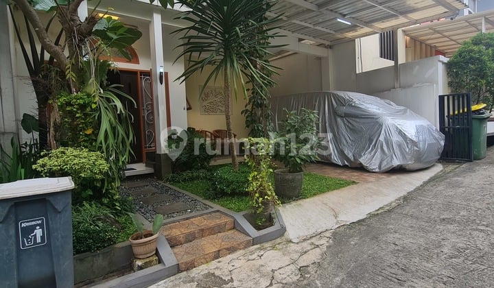 Rumah cantik design modern siap huni dlm cluster di jatipadang