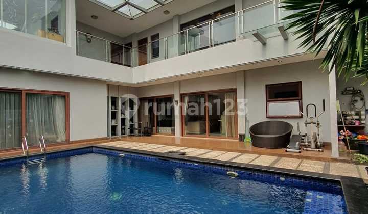Rumah mewah private pool dalam komplek di area permata hijau 2